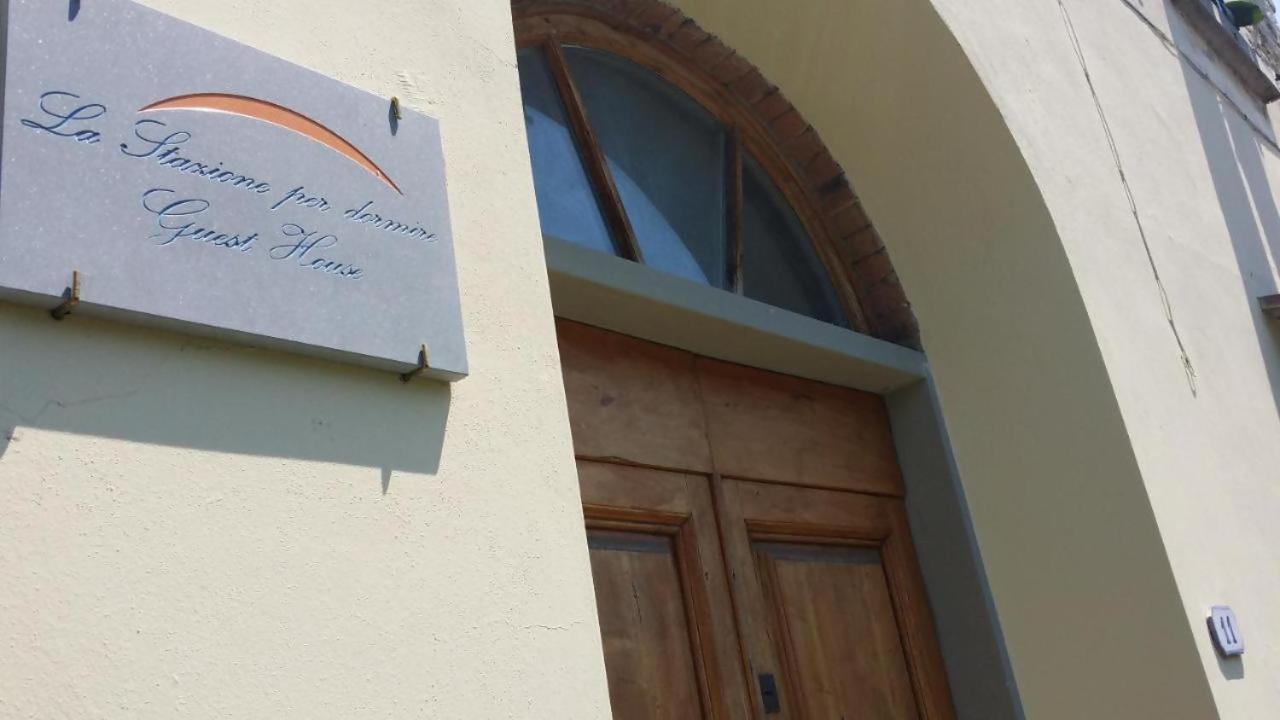 La Stazione Per Dormire Guest House サン・ピエーロ・ア・シエーヴェ エクステリア 写真