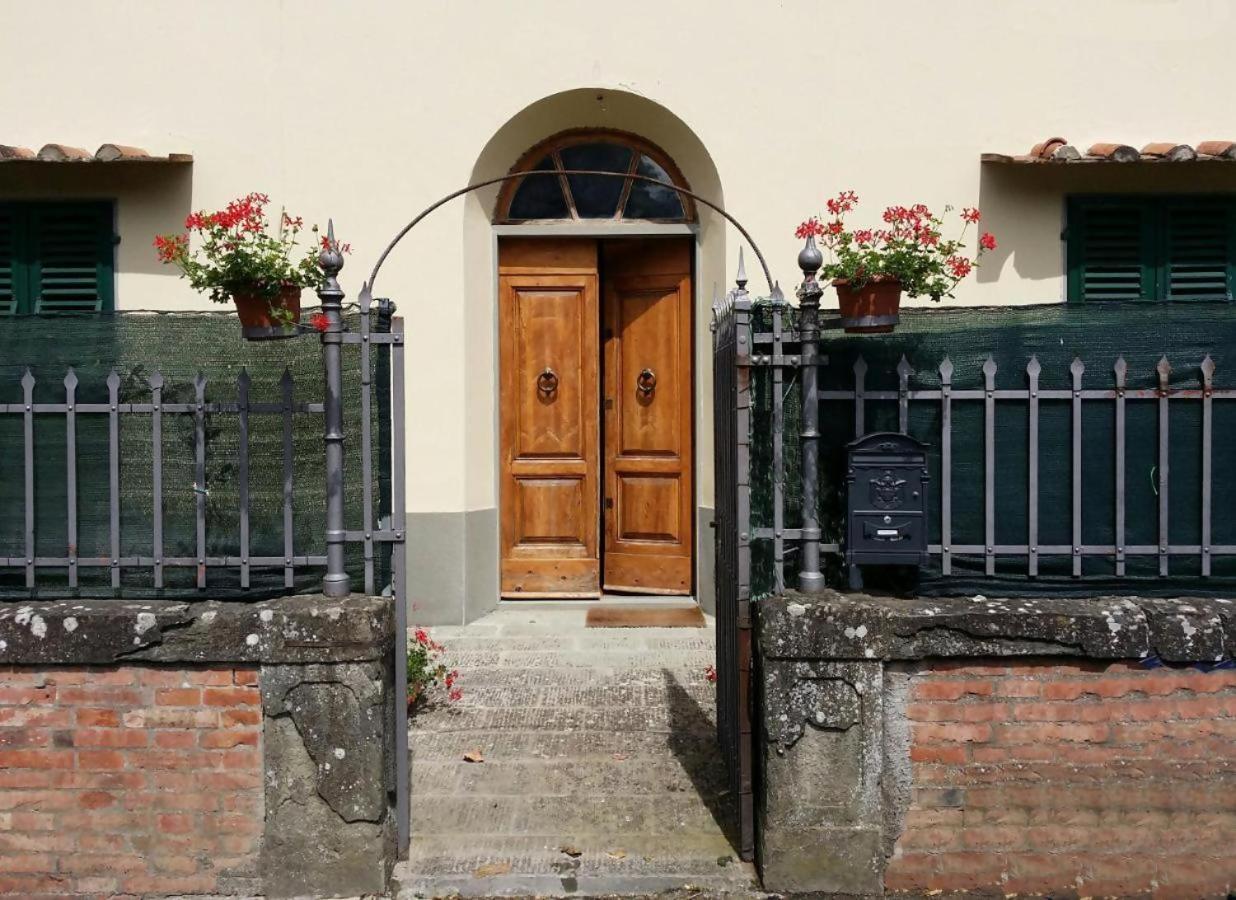 La Stazione Per Dormire Guest House サン・ピエーロ・ア・シエーヴェ エクステリア 写真